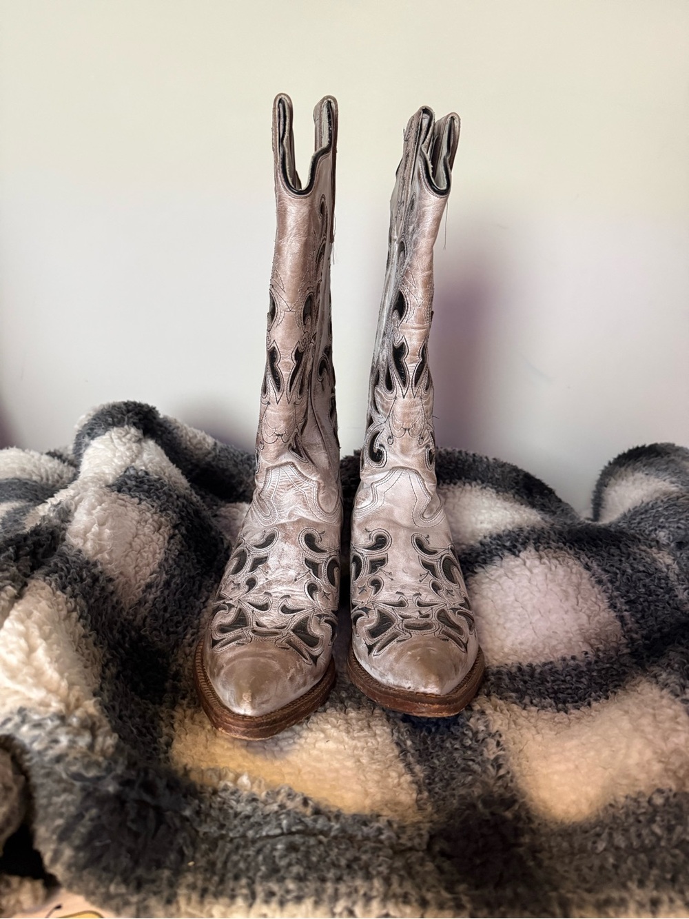 Women's Silver Lace-Up Western Boots with Cutout Detail